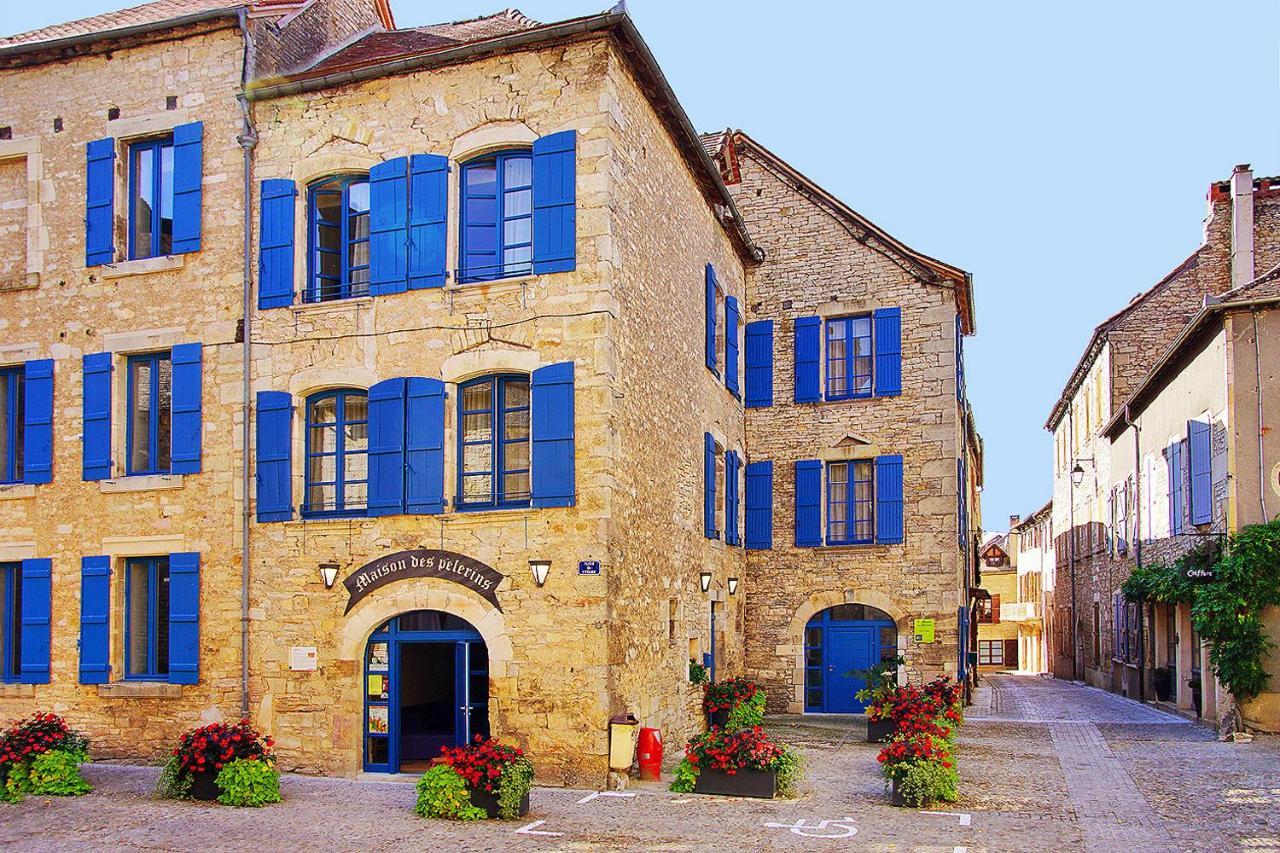 Gite La Maison Des Pelerins Villeneuve-dʼAveyron Dış mekan fotoğraf